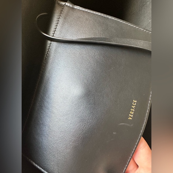 Versace Savage Barocco Print Leather Tote - Picture 11 of 17
